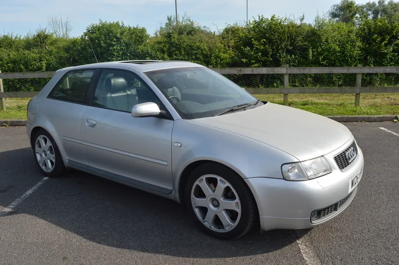 Audi s3 quattro manual  uhbqnlrouiceraacbeol9