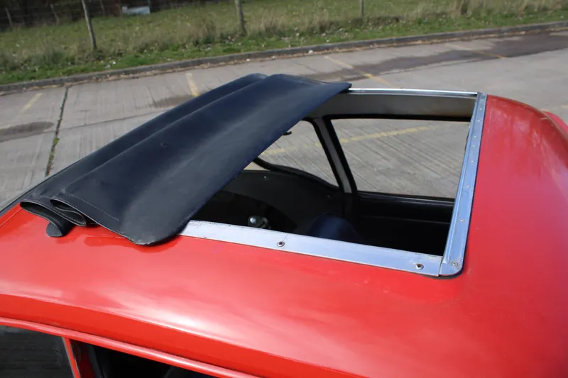 Triumph gt6 kju2ec67bcfqwohuus3 l