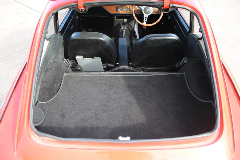 Triumph gt6 qeptwklrnx z9qdcpa4lw