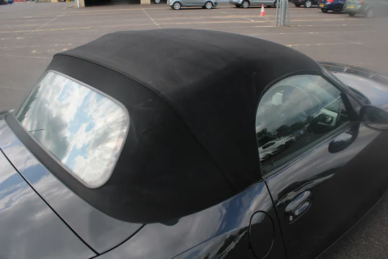 Bmw z4 sgmp02ga0wjoxuosklkdg