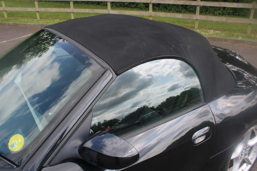 Bmw z4 zj5hsum96lkvdtamphlbs