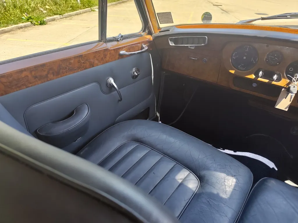 Bentley s3 2jz4aa dgsorfur9 vxks