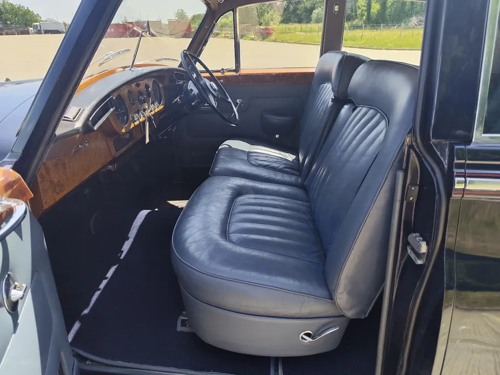 Bentley s3 grfs2mb9euixhw4wlrngl