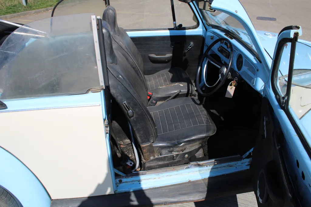 Volkswagen beetle yuqkpn1mvfbc2fqvyhj90