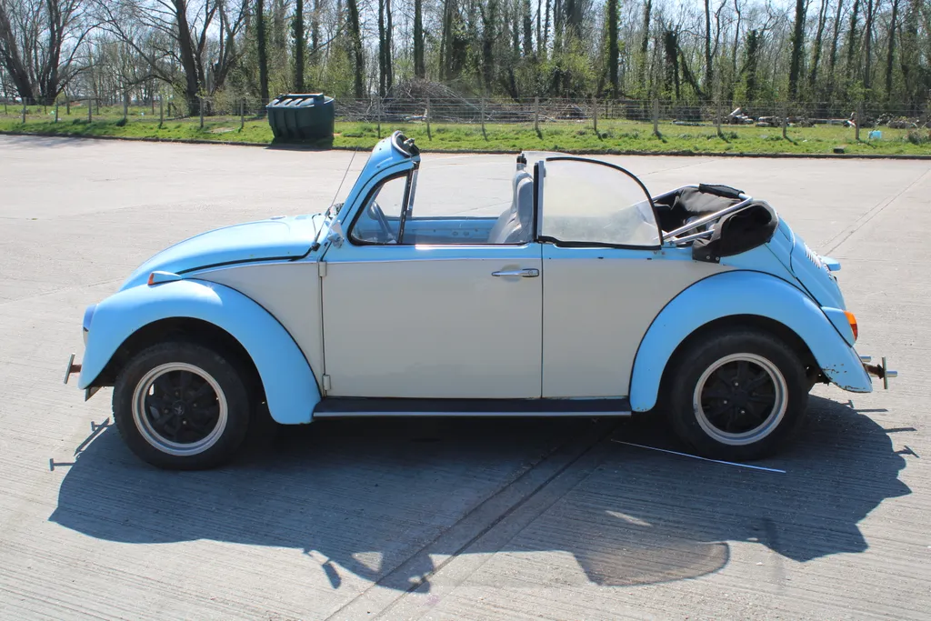 Volkswagen beetle nypq6rqv44sfuvlvq5mix