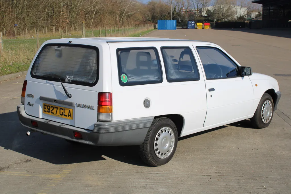 Vauxhall astra tpgkhngubpbgi7zhkyrdi