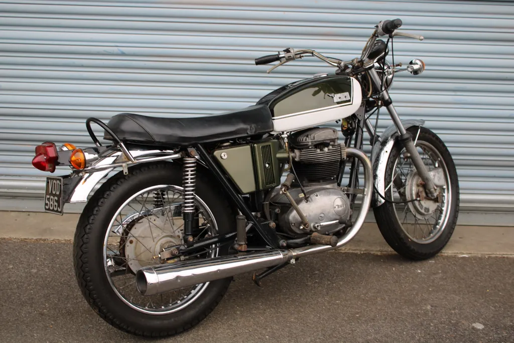 Bsa a65 thunderbolt ydvtjihdtxhswxbrrvmo6