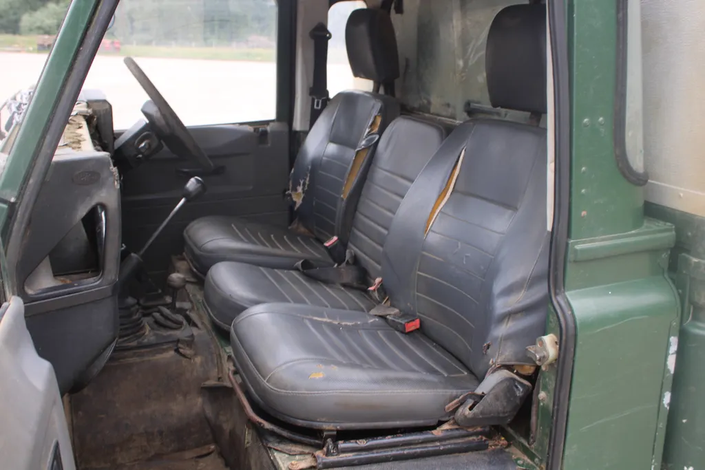 Land rover defender ewtjm07fyxjmfg7xknfqr
