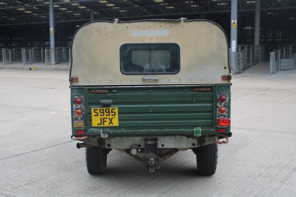 Land rover defender ipskpfuf2mvscw98ixkbb
