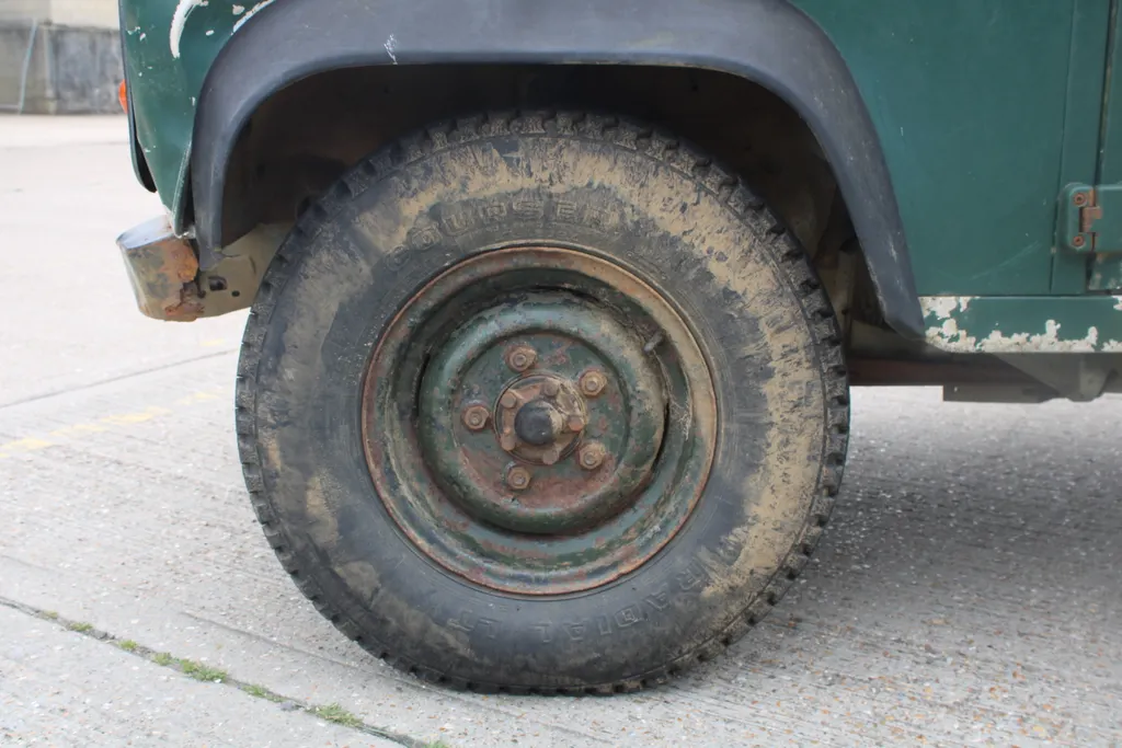 Land rover defender o4kewjvnyqbmr1zmmtydw