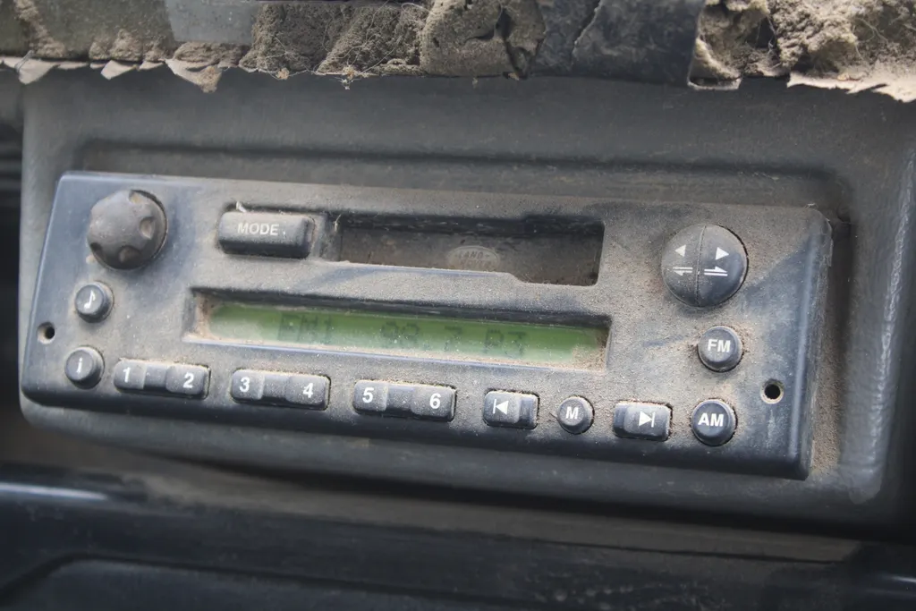 Land rover defender rnwthe7n9tbjjjq7q5a36