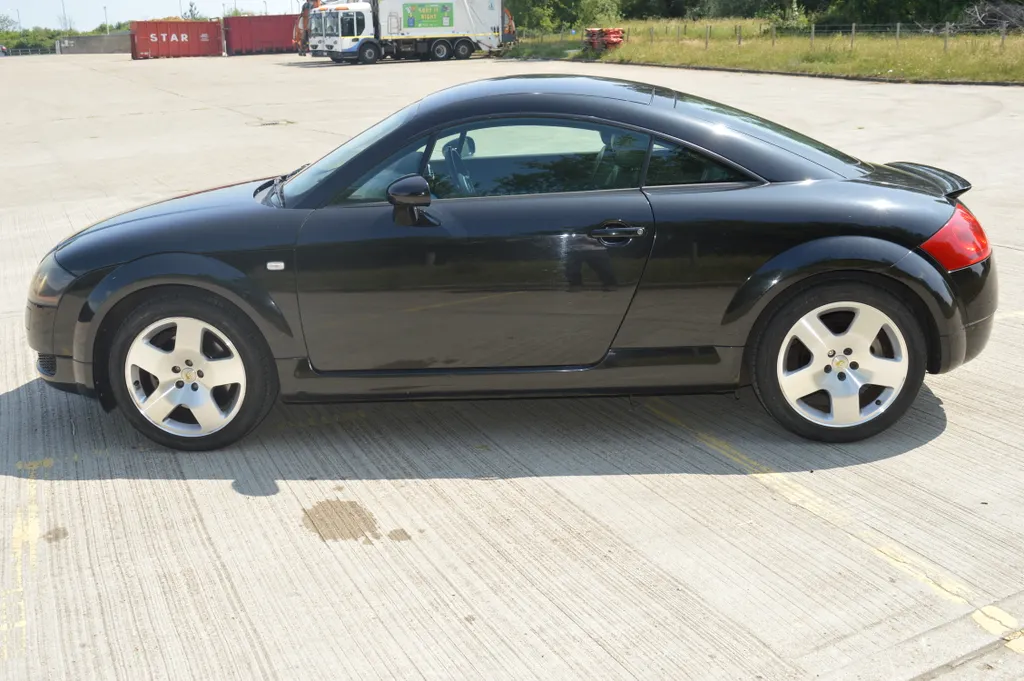 Audi tt fbe3sjpzrhm6neduy6lfe