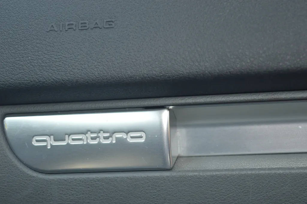 Audi tt tetvayujxebnbogff5lol