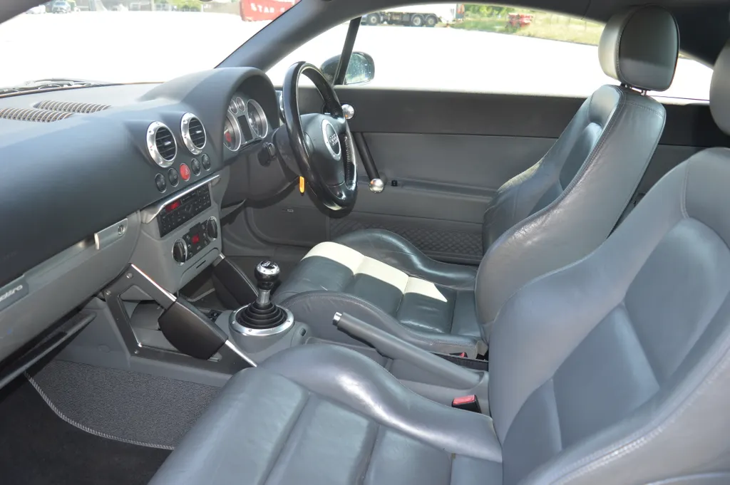 Audi tt w5my0u4v7cn92gklb7ntl