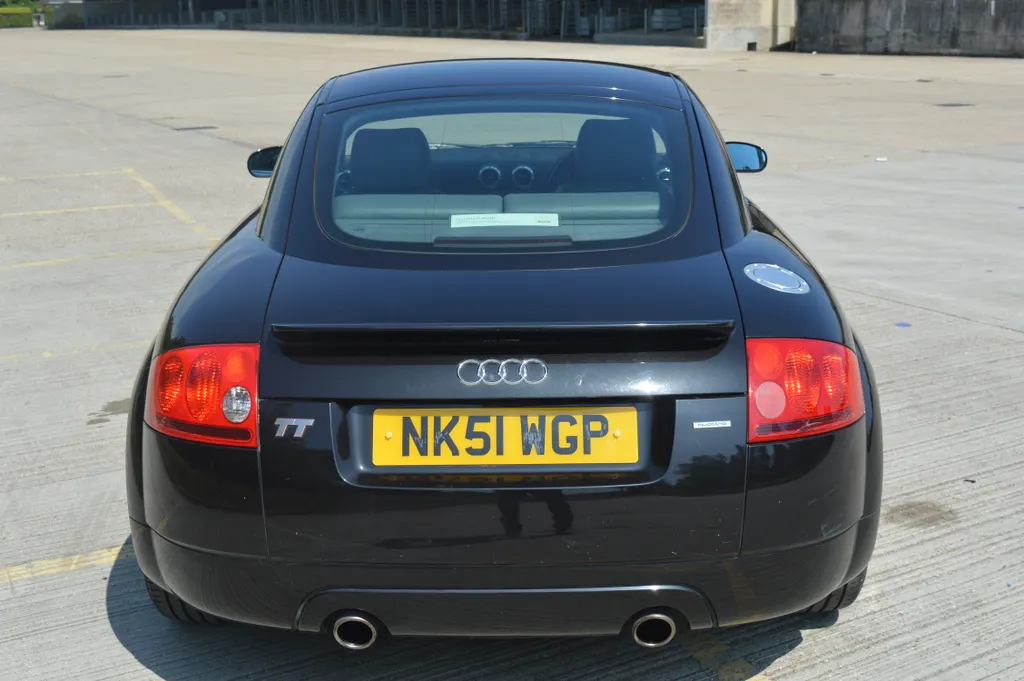 Audi tt kgdd6f51zuedabuh0xrpv