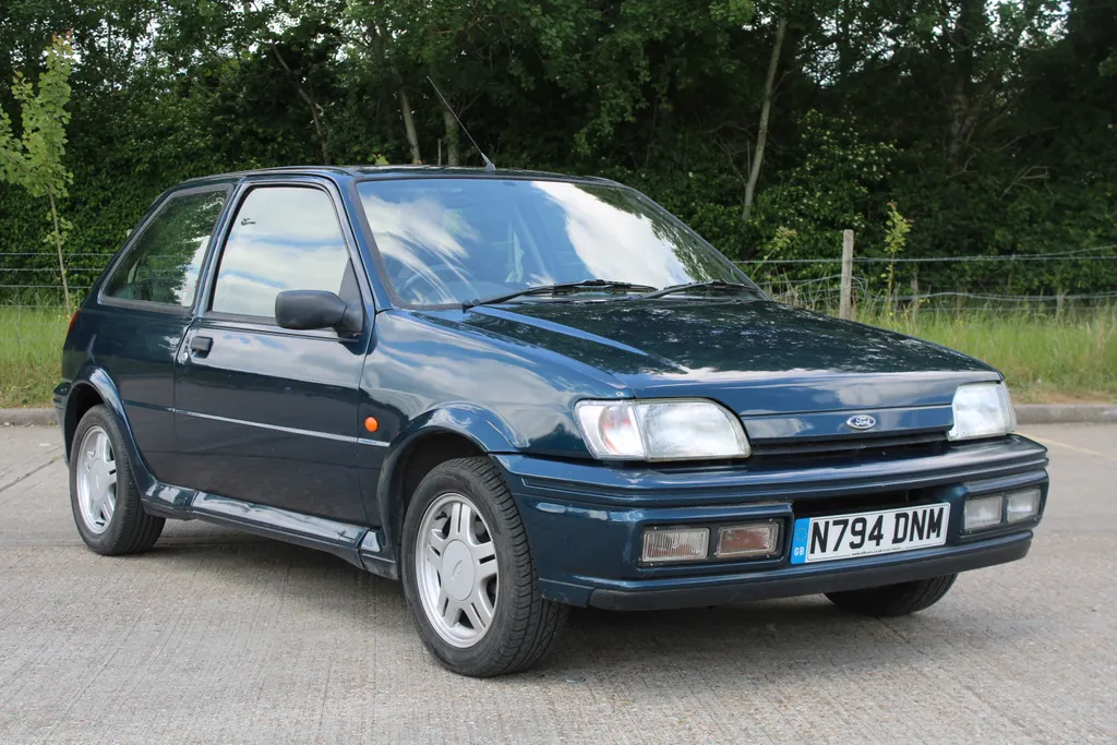 Ford fiesta logi4ym9no9xelknnz5x1