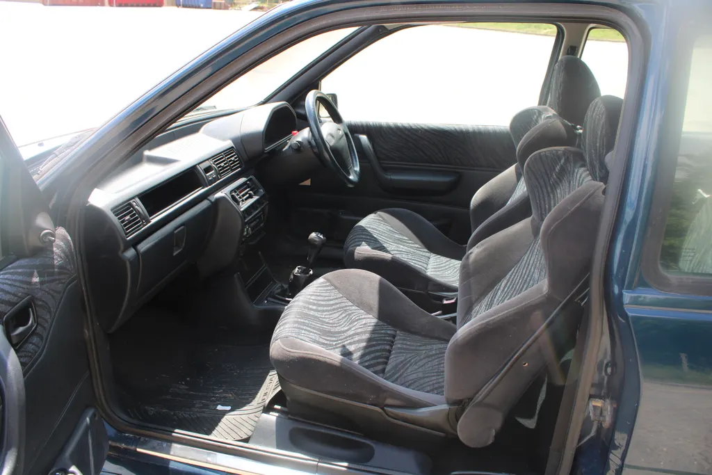Ford fiesta xkxrjthms 6hkbbl4xlsb