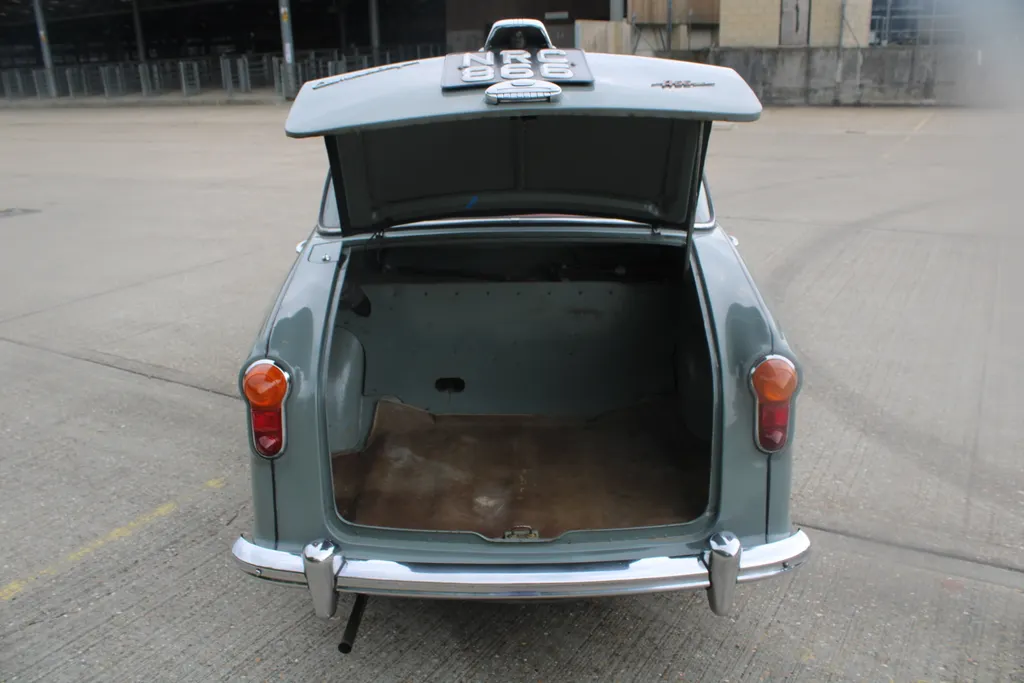 Austin a55 mk1 cambridge 0d6ds2p0ty ki42odtnmp