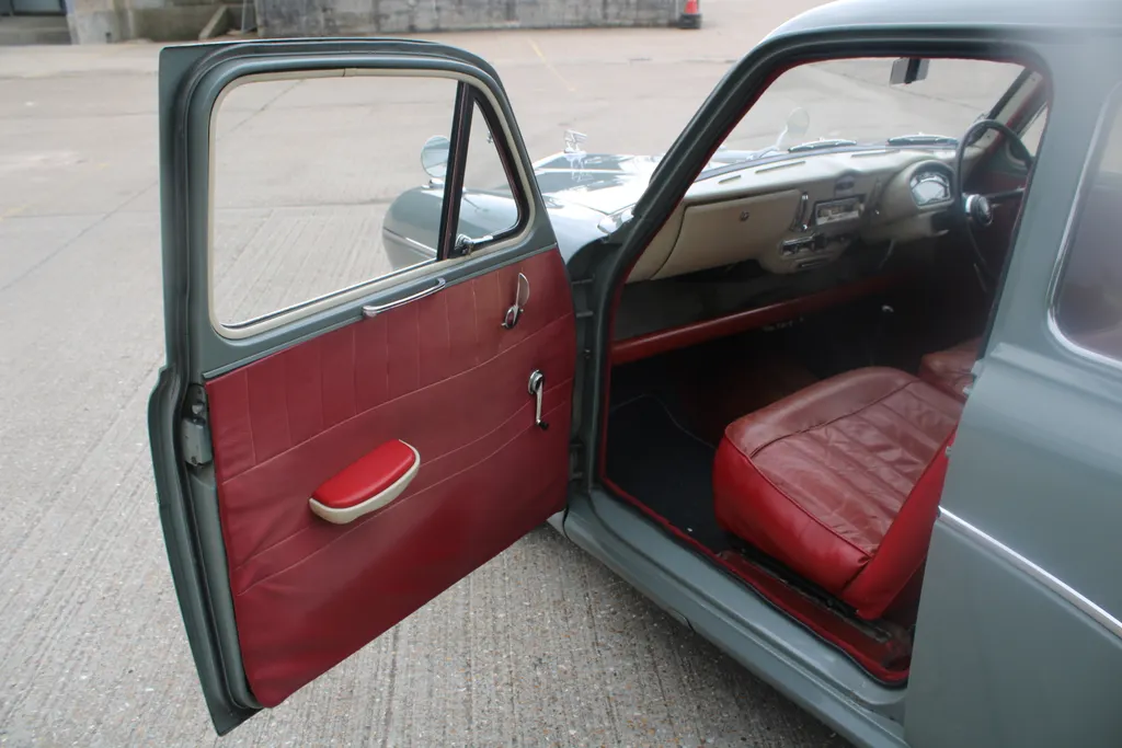 Austin a55 mk1 cambridge luzbxpchq4yxrmyhen ry