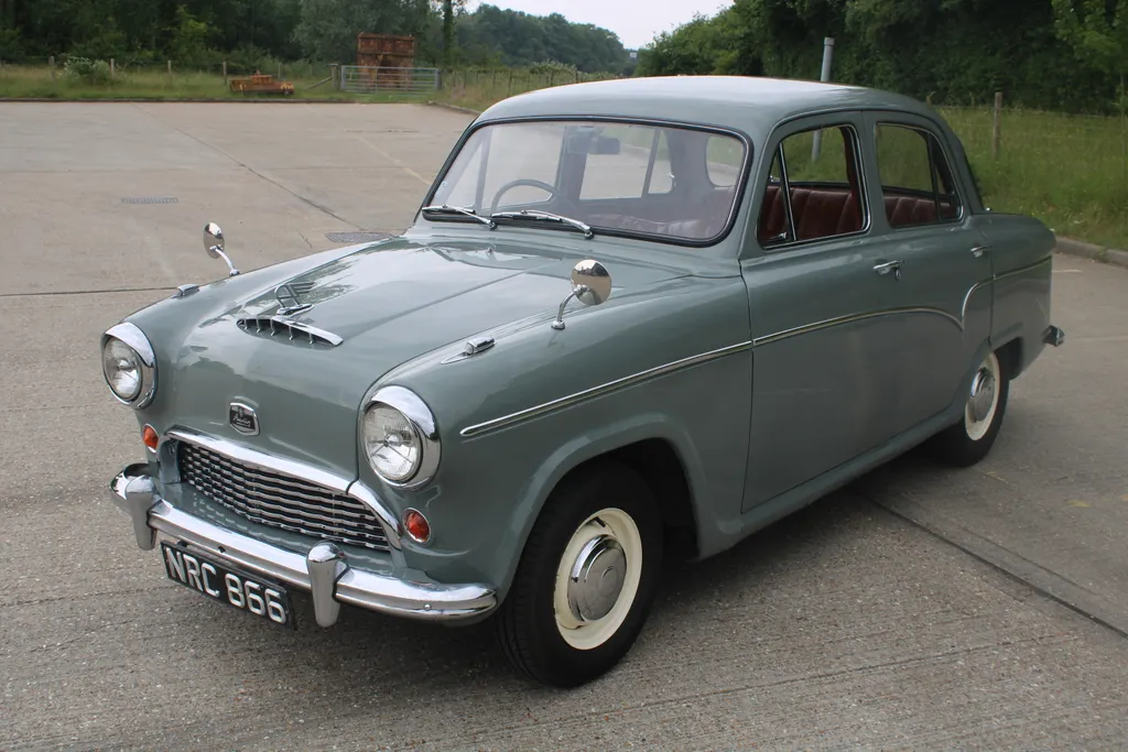Austin a55 mk1 cambridge j1yifyfhetjvd3iedoh1v