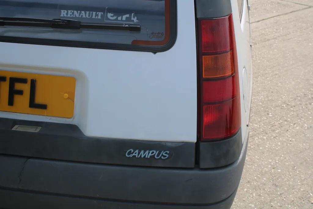 Renault 5 djm20dtqnhupvd1sis ml