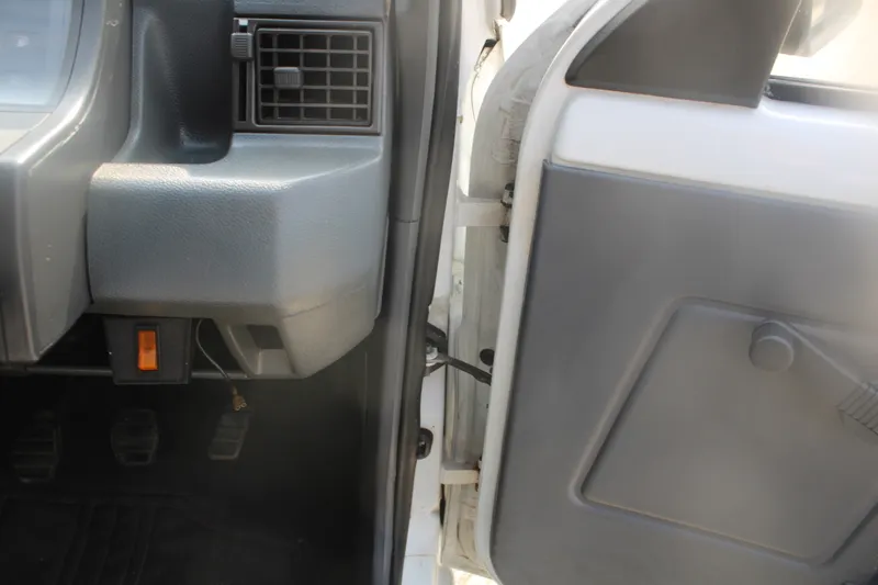 Renault 5 uteoqhatfsfeoxt07wgr9
