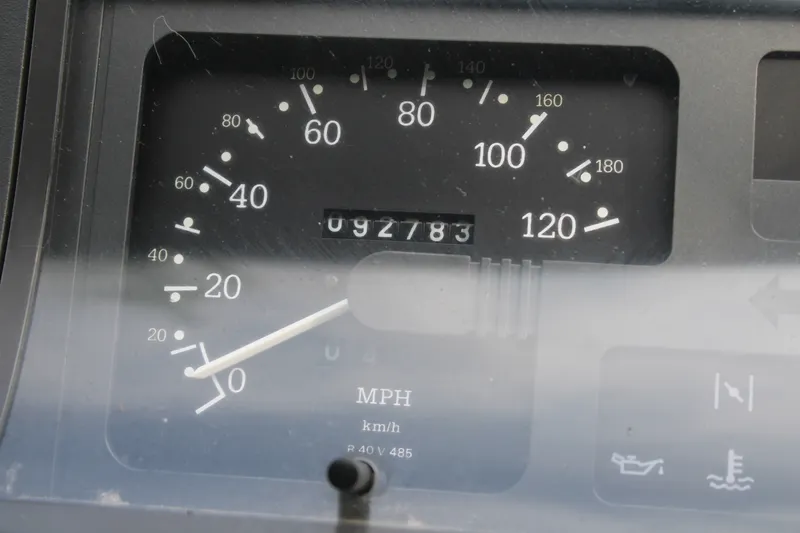 Renault 5 zqxqqotp1v708ufn l cj