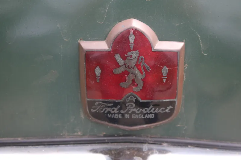 Ford zephyr six mk1 1iidjgk9pm6g0fdaptemo