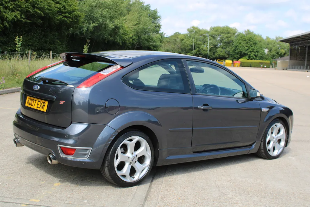 Ford focus 6gcziam5fjlioafw9et h