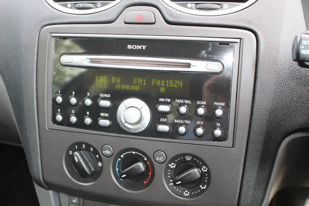 Ford focus z0jjmscjmesg4uksck9k 