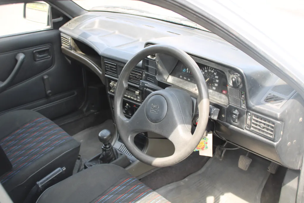 Ford astra 9649q3ru03p5 mjt3geob