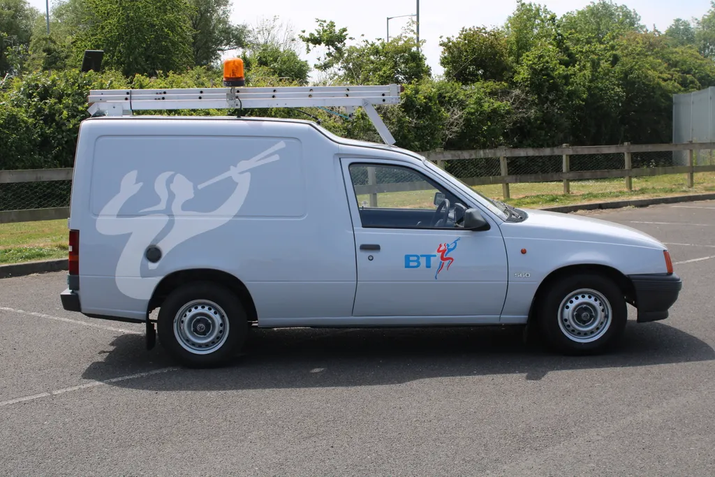 Ford astra fycjzxp5ymzdwqwxgdibp