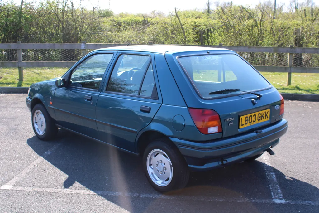 Ford fiesta 16pclxxfacypu35vhjo2w