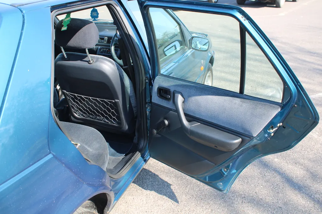 Ford fiesta zejppeae7qhj5dkt4qhff
