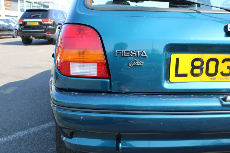 Ford fiesta rqygjdmwevx1bl pqxcqz