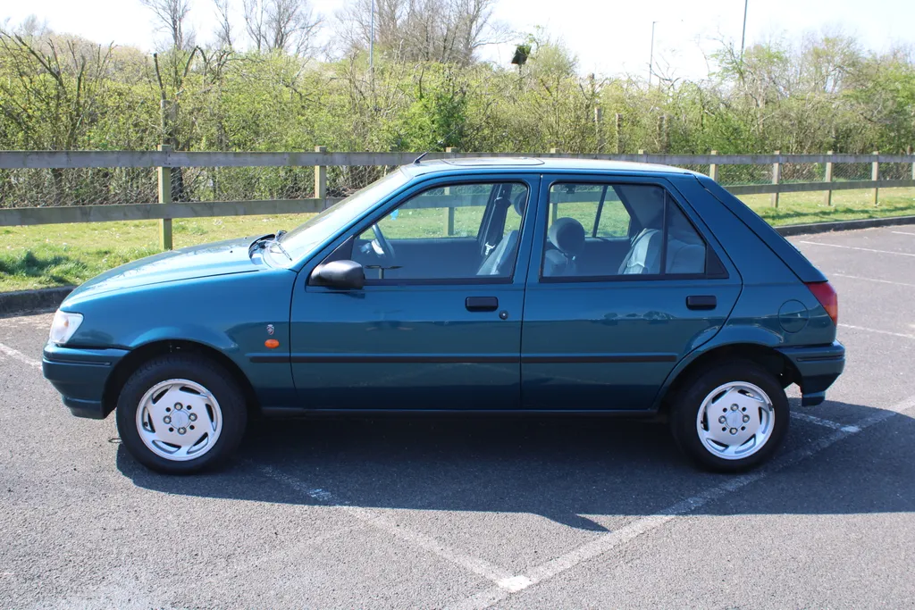 Ford fiesta trzy0xmookp4429pqmav 