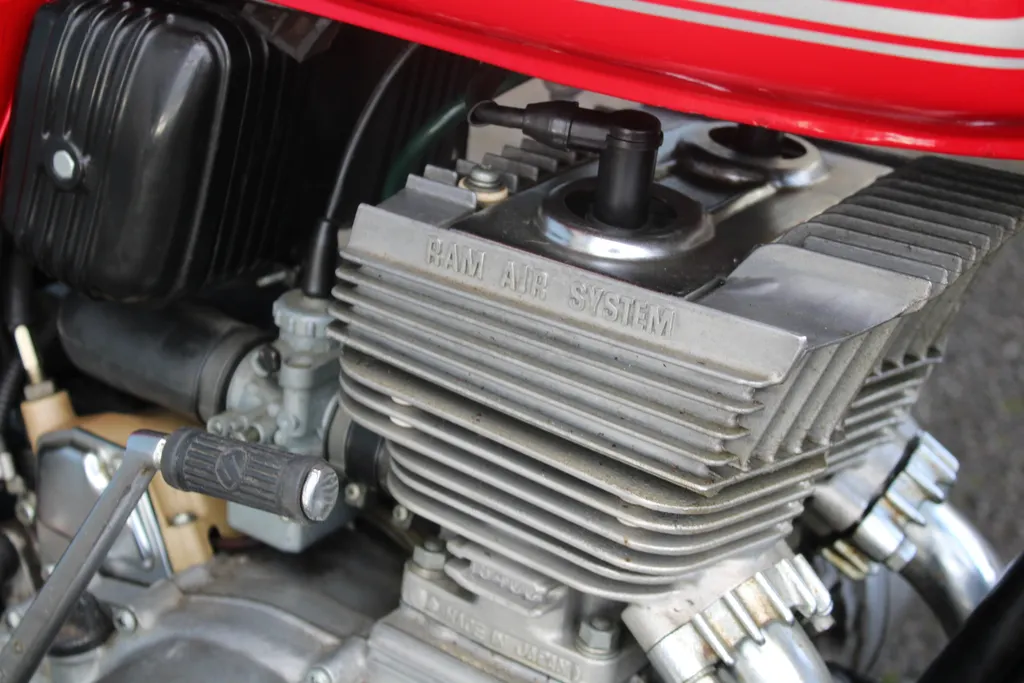 Suzuki gt185 43bu8qzh81iyfffqxlplg