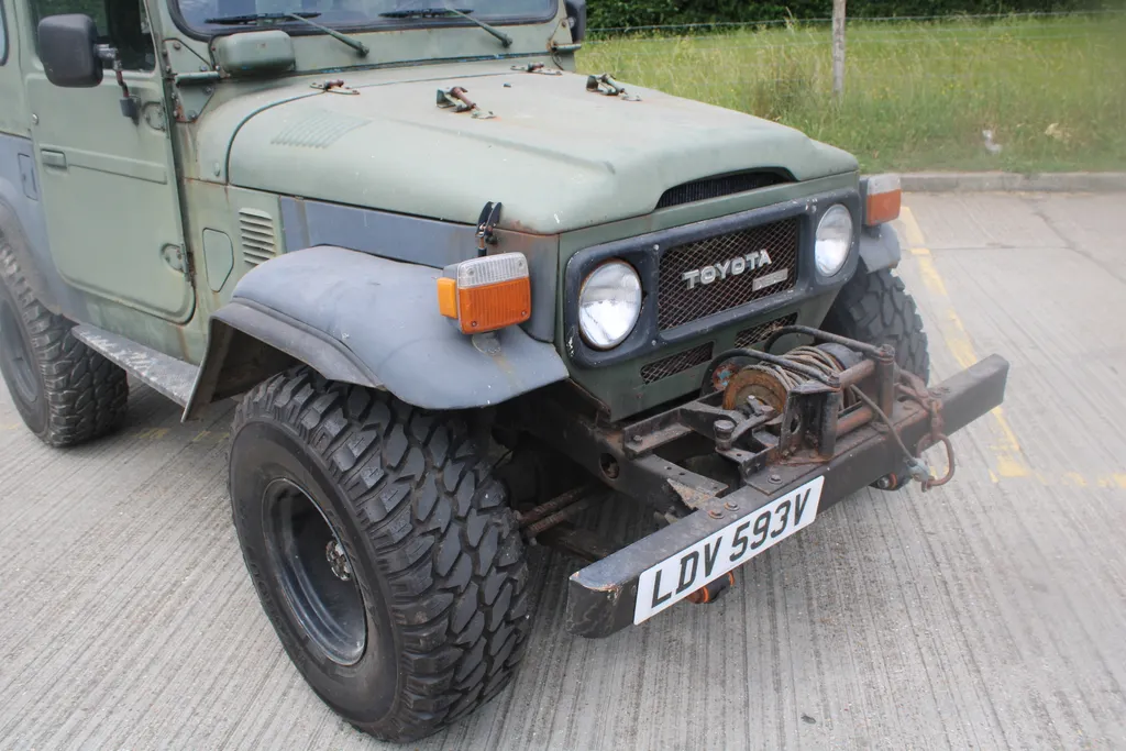 Toyota land cruiser 899z88tfqhmvw nsgwowa