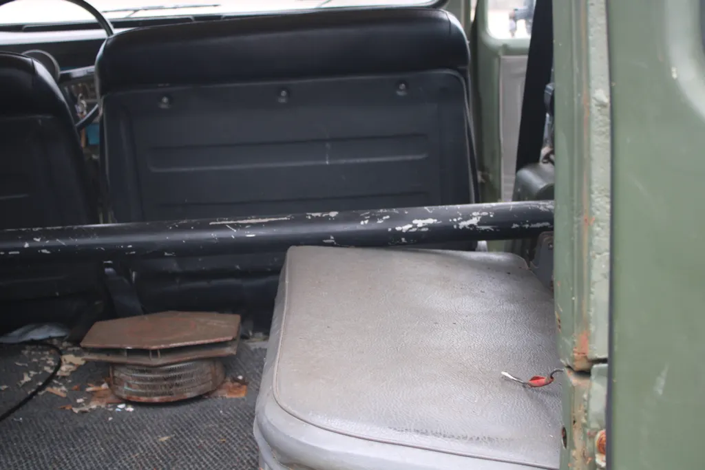 Toyota land cruiser kqnkcm7cr8ipxqrs0r1yt