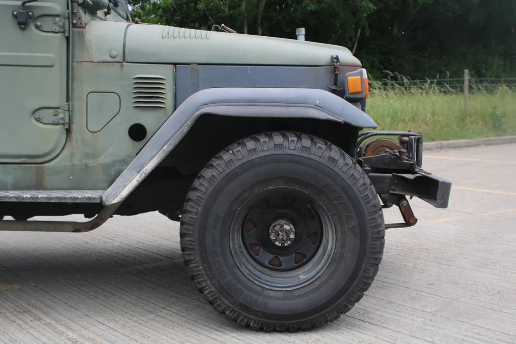 Toyota land cruiser xf9ywcic6y8pz6zhraed1