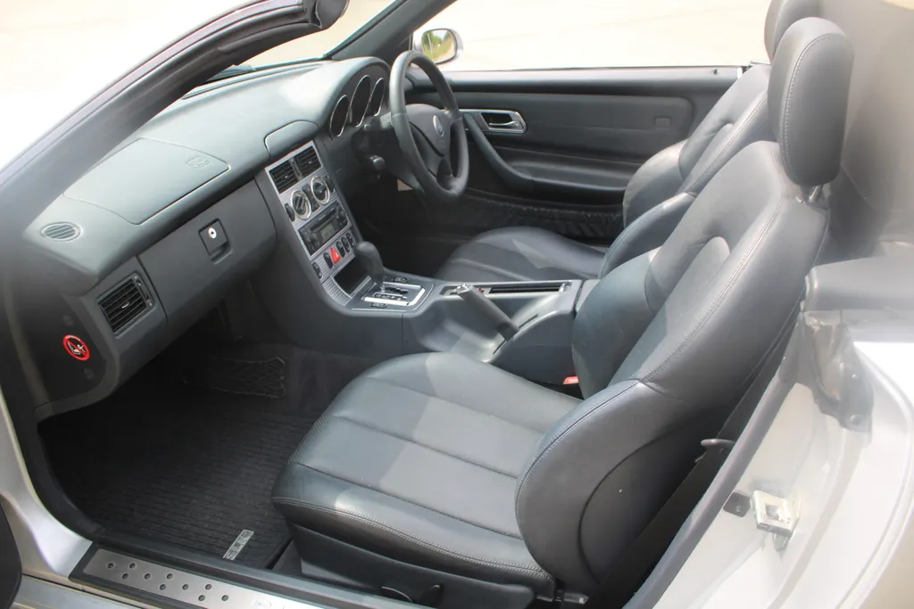 Mercedes benz slk 7vsaemrvs vmkbjru4jwu