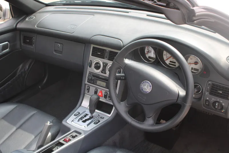 Mercedes benz slk gd0fznt8ihnbih1emw2nj