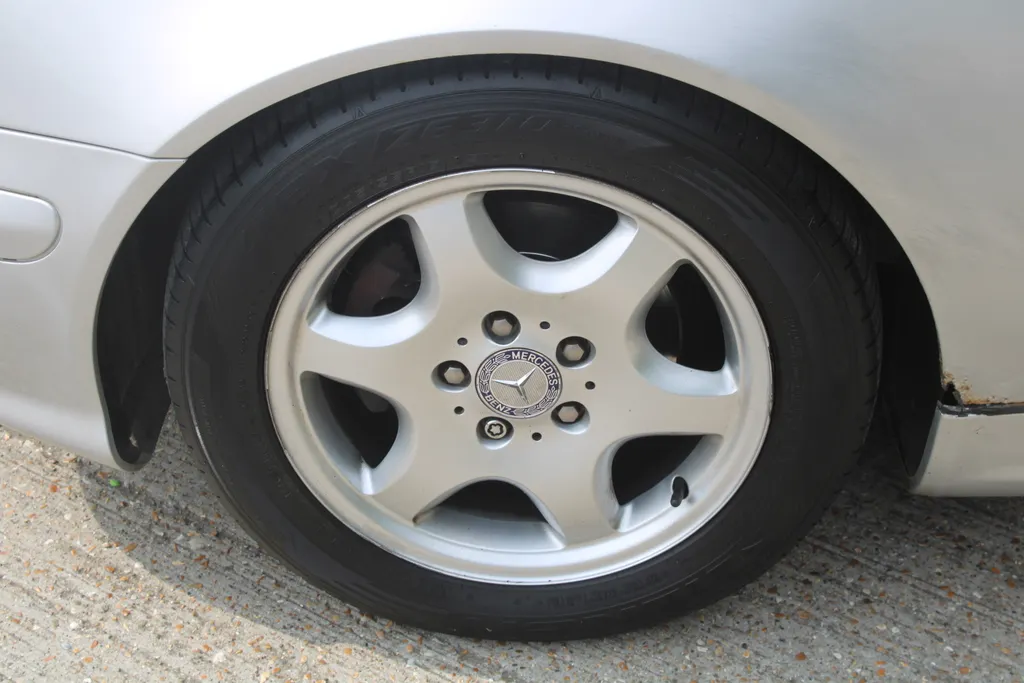 Mercedes benz slk k7vxvnm4jqr5l068d3vif