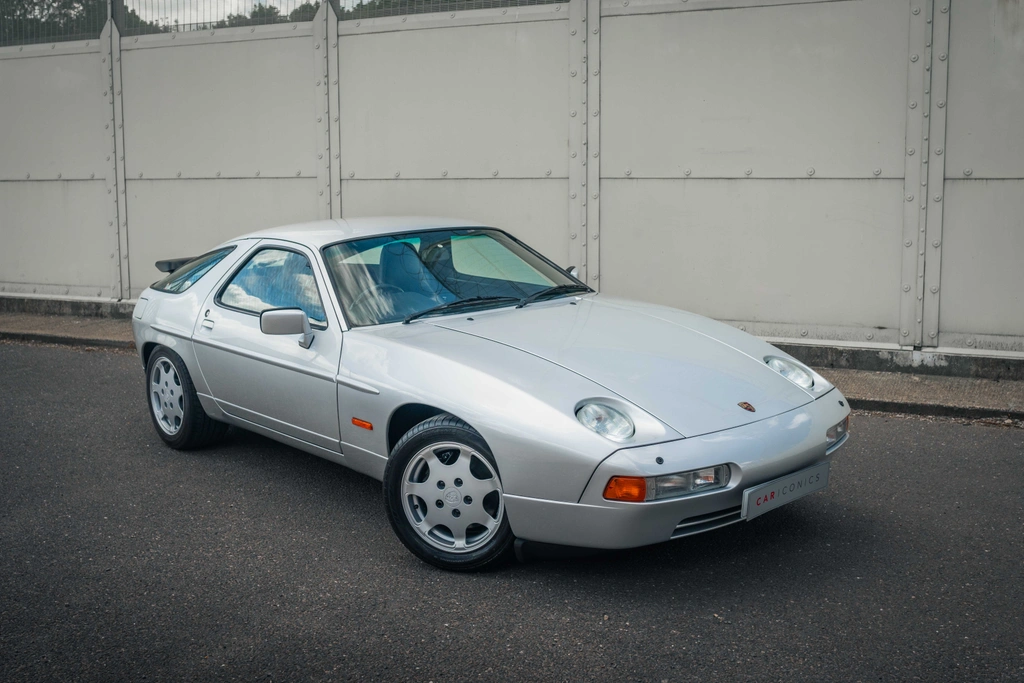 Porsche 928  tau3vsyccots6oauan6n