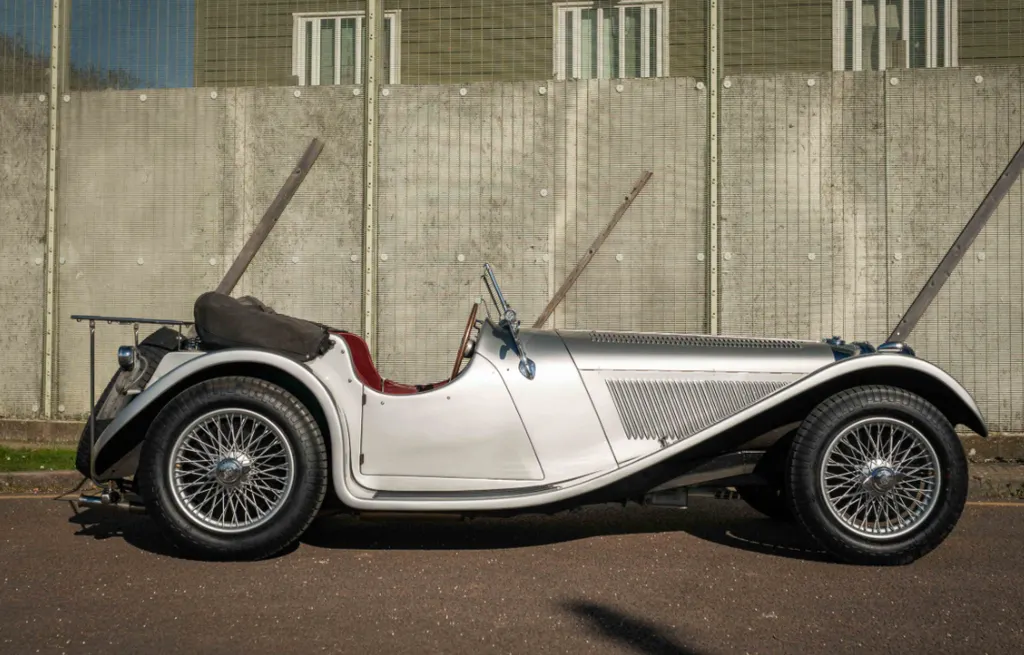 Jaguar ss100 6iazgi3muosyy28jaoyae