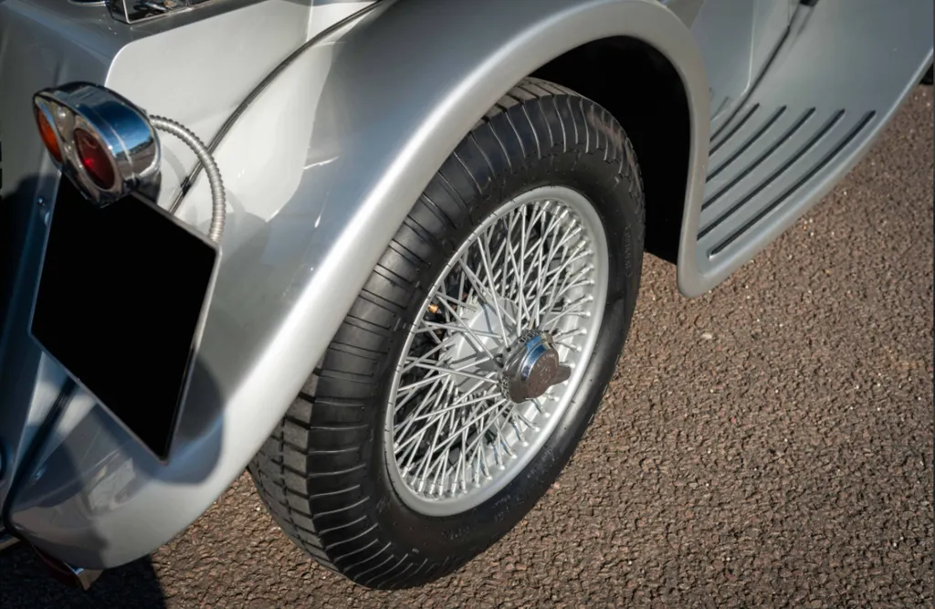 Jaguar ss100 rty7ujd9at0y6plbngfp6