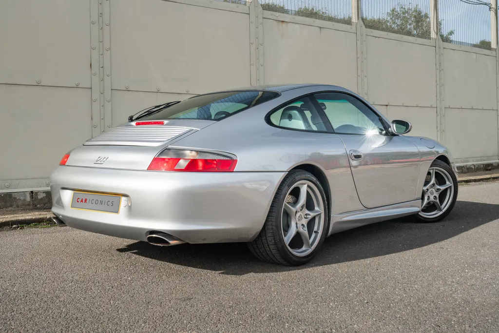 Porsche 911 0fe5a6mlj6cmgsp3doeen