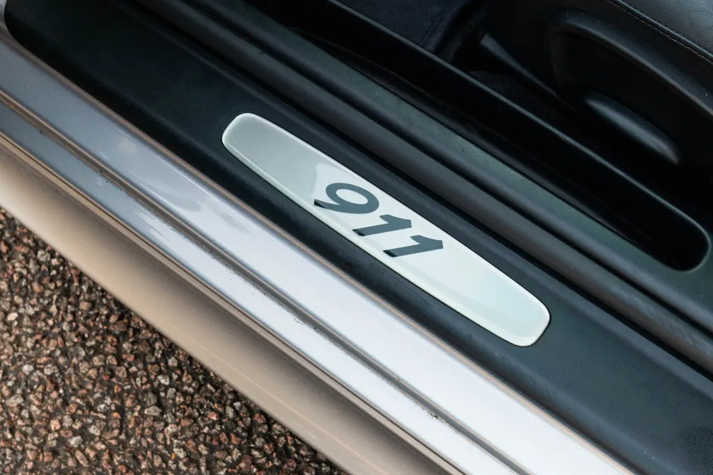 Porsche 911 90vmzoj wyefrordmp3hc