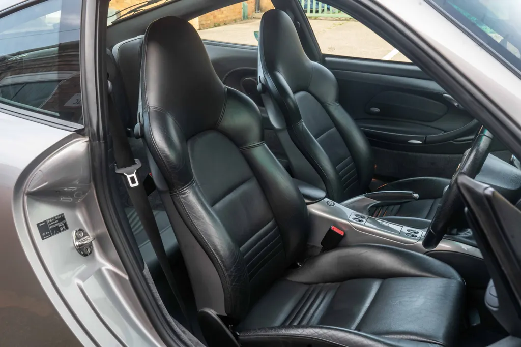Porsche 911 lqef02jql7cvknri bv u