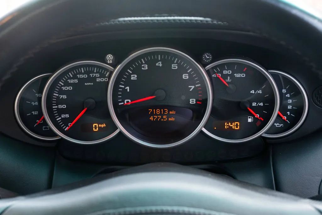 Porsche 911 nquwoiip3eb0l yxljwd2